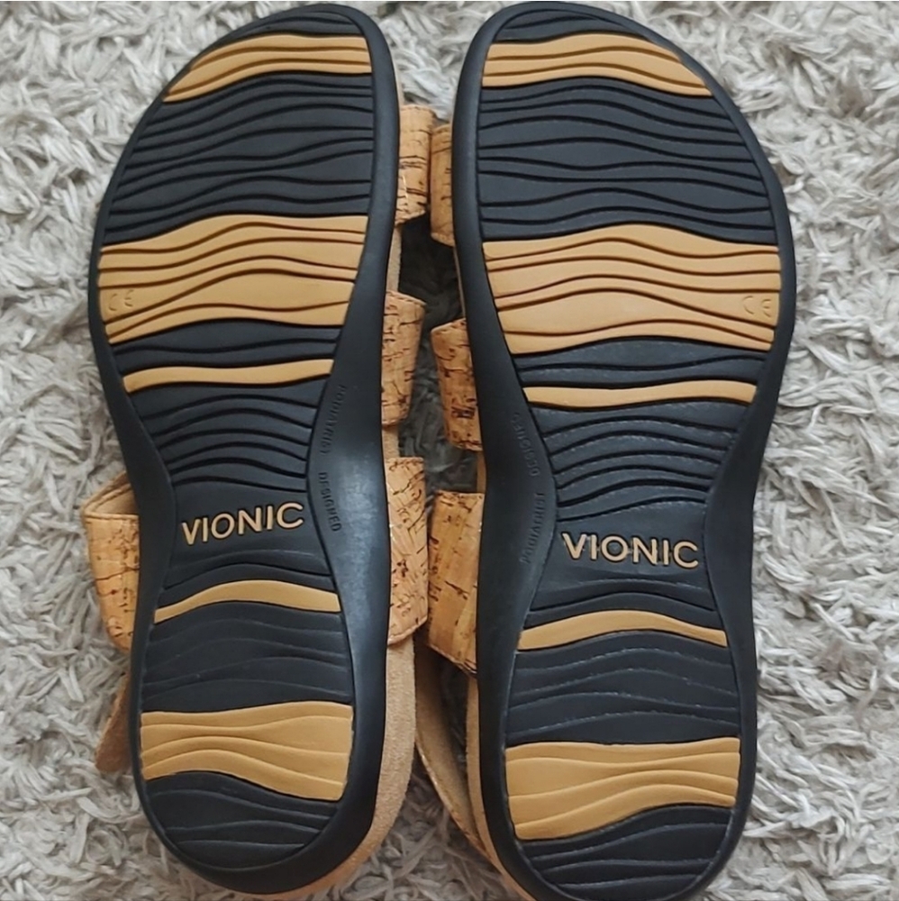 Vionic Paros sandals - Picture 4 of 7